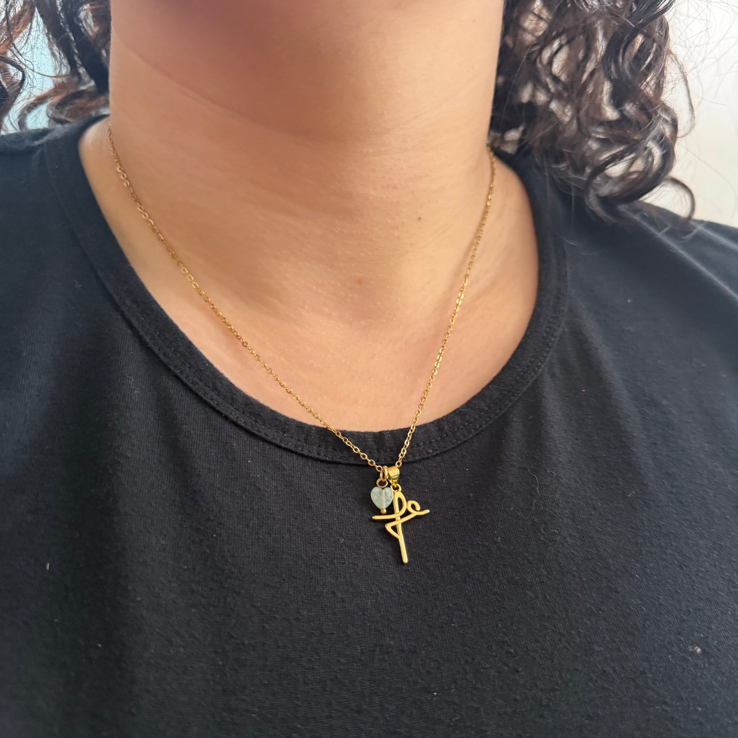 Collar "Fé Radiante" – Edición Corazón de Cuarzo.