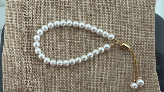 Pearl Slider Bracelet